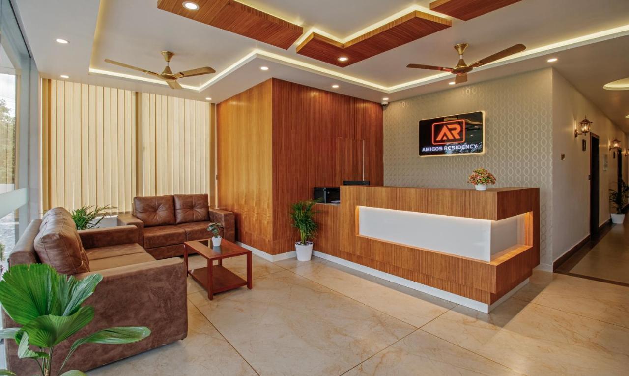 Treebo Amigos Residency Cochin Airport Hotel Kochi Eksteriør bilde